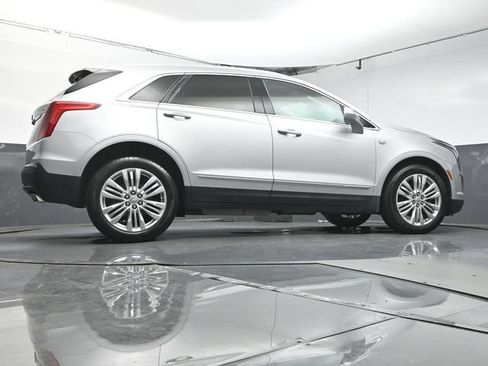 Used 2019 Cadillac XT5 Premium Luxury AWD/4WD image 40