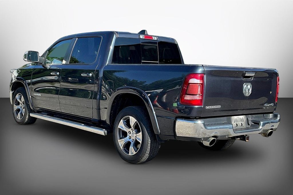 Used 2019 RAM 1500 Laramie AWD/4WD image 4