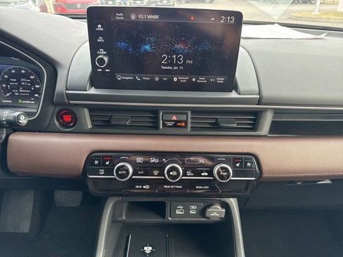 Used 2023 Honda Pilot Elite image 16