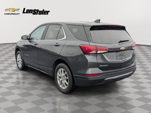 Used 2023 Chevrolet Equinox LT image 3