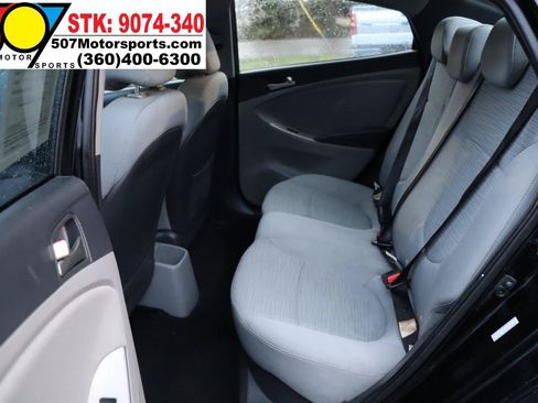 Used 2016 Hyundai Accent SE FWD image 14