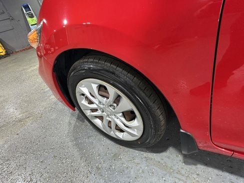 Used 2014 Honda Civic LX image 9