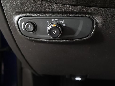 Used 2022 Chevrolet Equinox LT FWD image 32