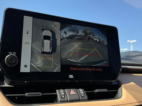 New 2025 Toyota RAV4 Limited image 26