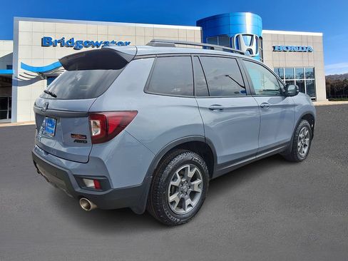 Used 2023 Honda Passport TrailSport image 6
