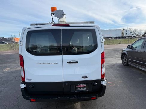 Used 2017 Ford Transit 350 148 Low Roof RWD image 5