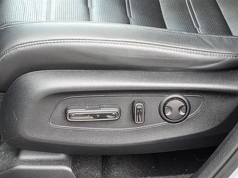 Used 2023 Honda CR-V EX-L image 20