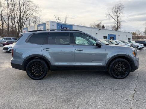 Used 2024 Kia Telluride EX X-Line image 2