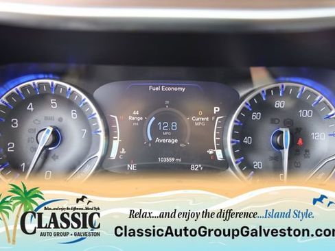 Used 2019 Chrysler Pacifica Touring-L Plus FWD image 34