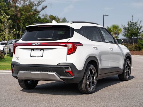 Used 2026 Kia Seltos S FWD image 7