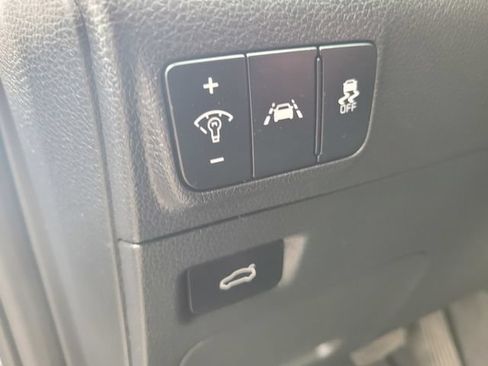 Used 2021 Kia K5 LXS FWD image 17