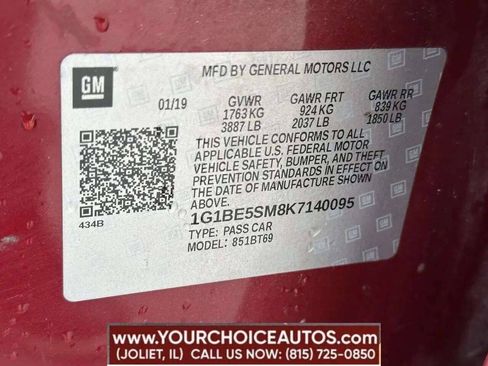 Used 2019 Chevrolet Cruze LT w/ Convenience Package FWD image 34