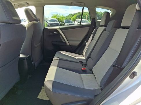 Used 2014 Toyota RAV4 XLE AWD/4WD image 18