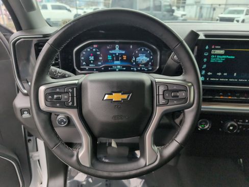 Certified 2024 Chevrolet Silverado 1500 LT AWD/4WD image 16