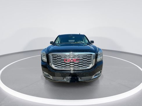 Used 2018 GMC Yukon XL Denali w/ Open Road Package AWD/4WD image 3