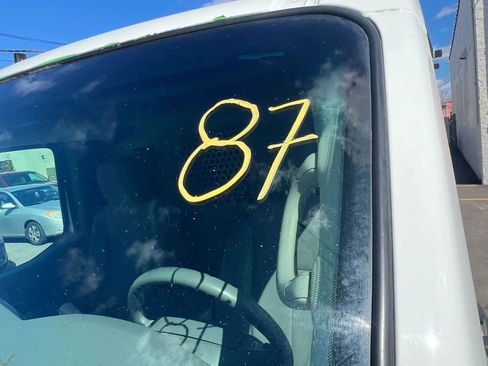 Used 2019 Nissan NV 2500 SV w/ Navigation Package image 34