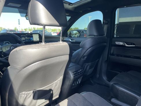 Used 2024 Hyundai Palisade Calligraphy image 26