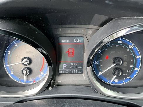 Used 2014 Toyota Corolla S image 23