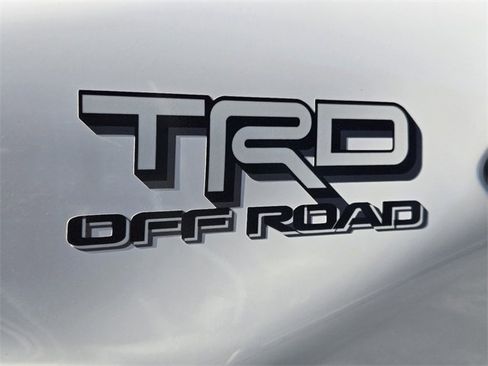 Used 2024 Toyota Tacoma TRD Off-Road image 2