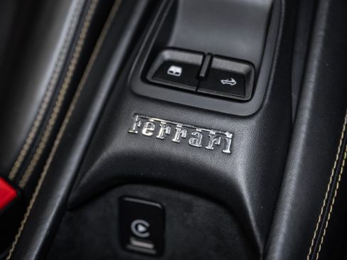 Used 2023 Ferrari F8 Tributo RWD image 42