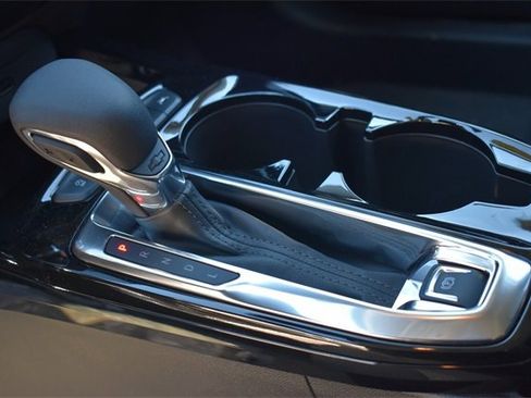 New 2026 Chevrolet Trax LT w/ LT Convenience Package image 23