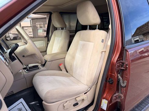 Used 2009 Ford Explorer Sport Trac XLT image 14