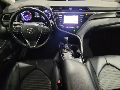 Used 2019 Toyota Camry SE image 22
