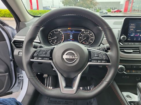 Certified 2024 Nissan Altima 2.5 SR FWD image 21