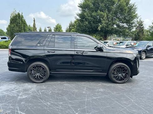 Used 2022 Cadillac Escalade Sport w/ Touring Package AWD/4WD image 3