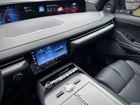 New 2025 Lincoln Navigator Reserve w/ Jet Appearance Package image 41