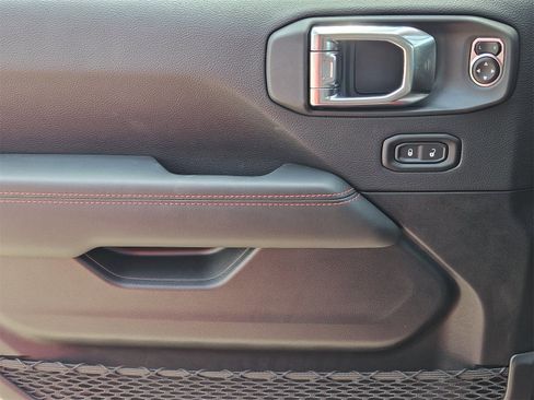 New 2025 Jeep Wrangler Unlimited Rubicon image 24