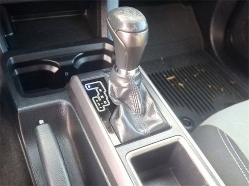 Used 2020 Toyota Tacoma TRD Sport image 14