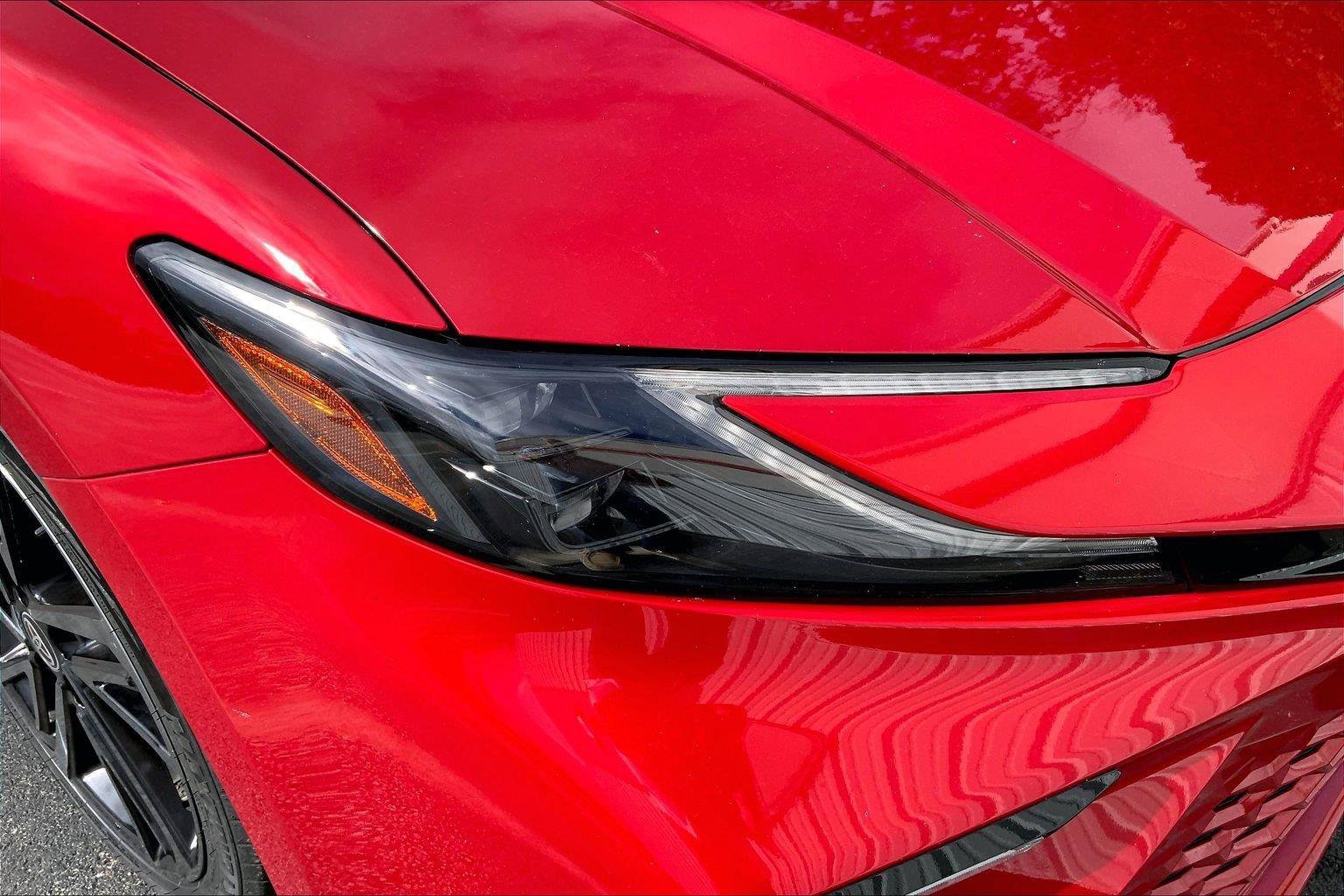 Used 2025 Toyota Camry XSE AWD/4WD image 28