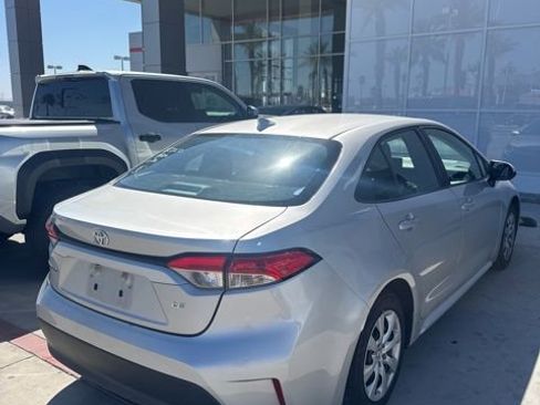 Used 2024 Toyota Corolla LE image 3