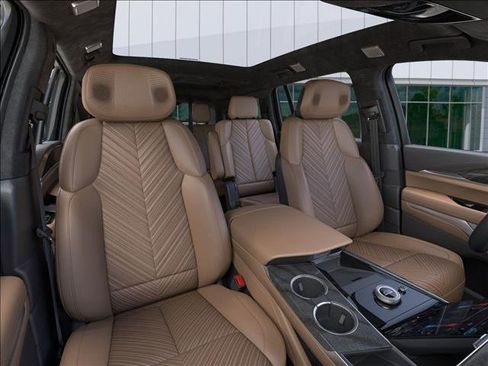 New 2025 Cadillac Escalade IQ Luxury 2 image 16
