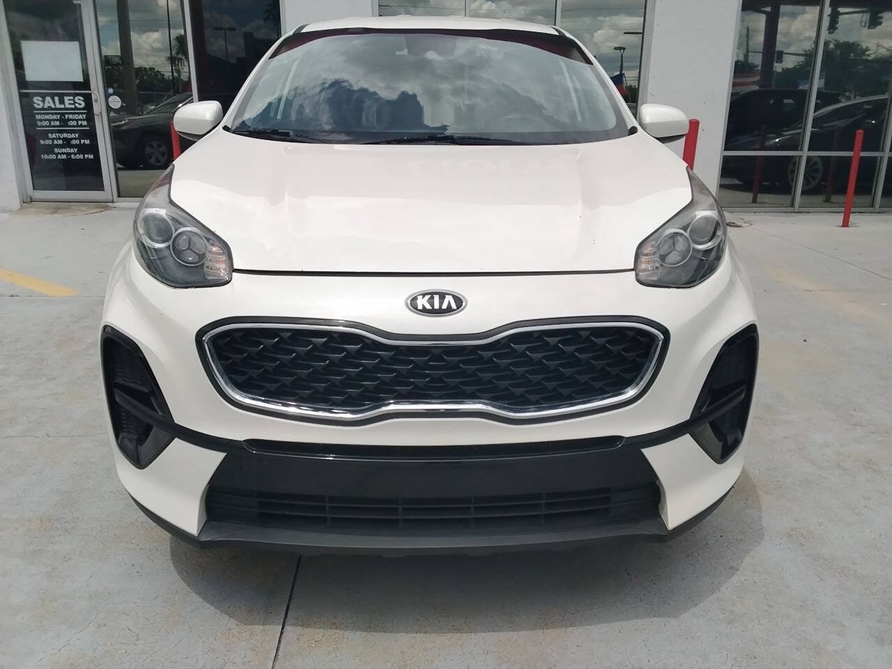 Used 2021 Kia Sportage LX FWD image 1