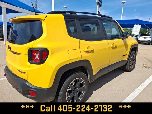 Used 2023 Jeep Renegade Trailhawk AWD/4WD image 8