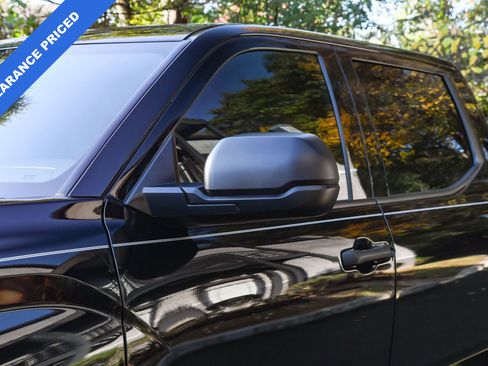 Used 2025 Toyota Tundra SR5 image 10