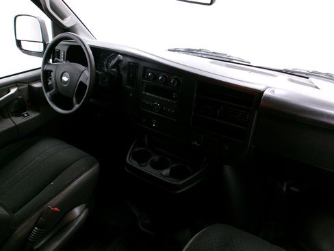 Used 2024 Chevrolet Express 2500 w/ Driver Convenience Package image 3