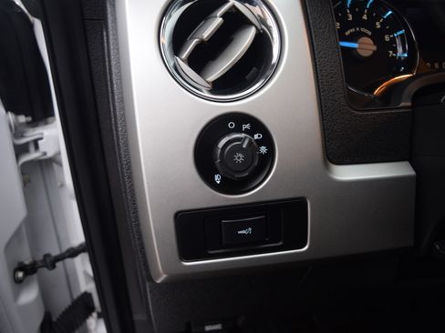 Used 2013 Ford F150 Lariat w/ Lariat Chrome Pkg image 7