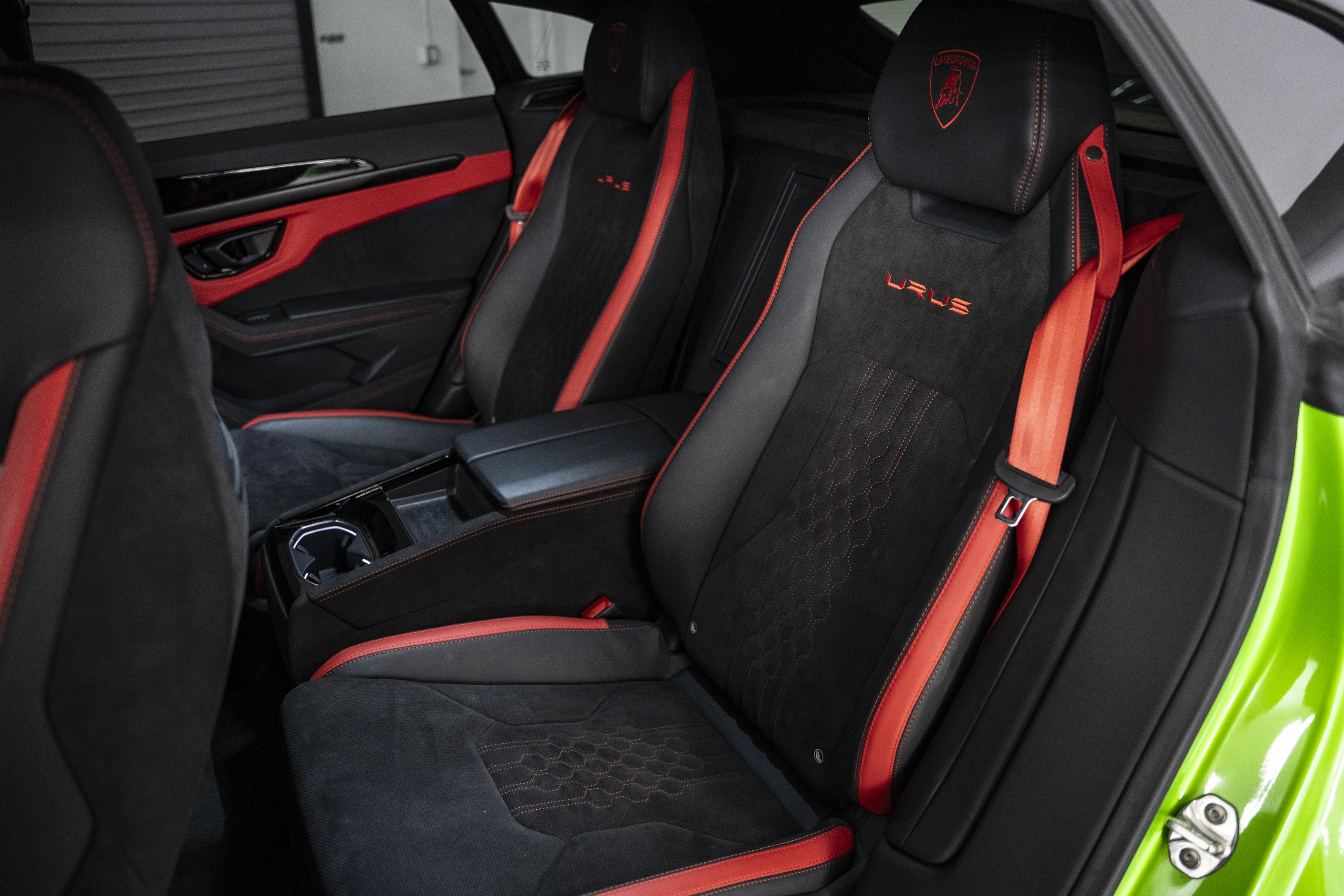 Used 2024 Lamborghini Urus S AWD/4WD image 23