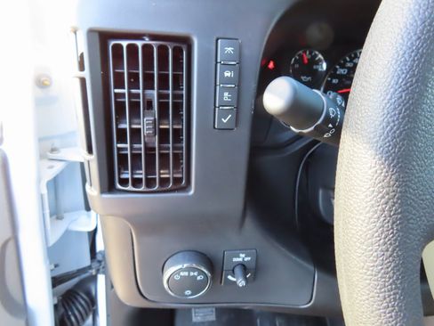 New 2025 Chevrolet Express 2500 Work Van w/ Safety Package image 15