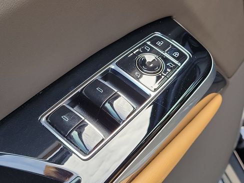 Used 2025 Cadillac Escalade ESV Premium Luxury w/ Touring Package AWD/4WD image 27