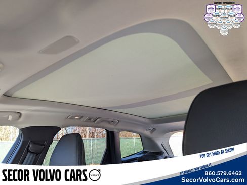 Certified 2023 Volvo XC60 B5 Plus image 21