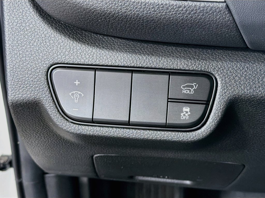 Used 2024 Kia Seltos SX w/ SX Sunroof Package AWD/4WD image 12