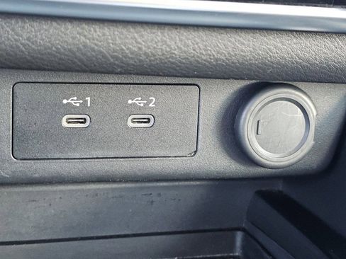 Used 2024 Nissan Rogue SV AWD/4WD image 11