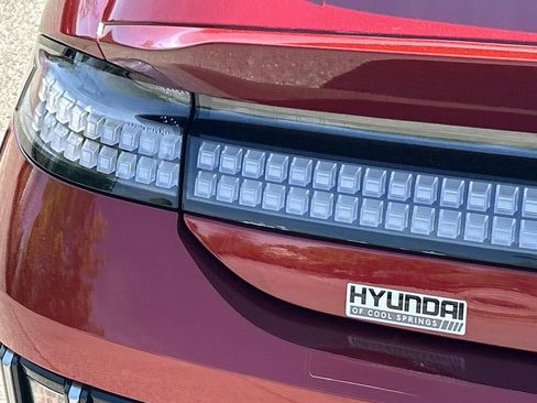 Used 2024 Hyundai Ioniq 6 SE AWD/4WD image 11