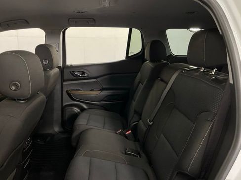 Used 2021 GMC Acadia SLE w/ Driver Convenience Package FWD image 35