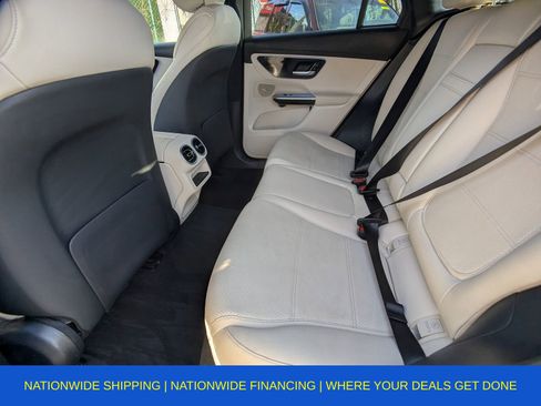 Used 2024 Mercedes-Benz GLC 300 4MATIC image 16