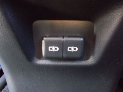 Certified 2025 Toyota RAV4 XLE w/ Convenience Package image 13